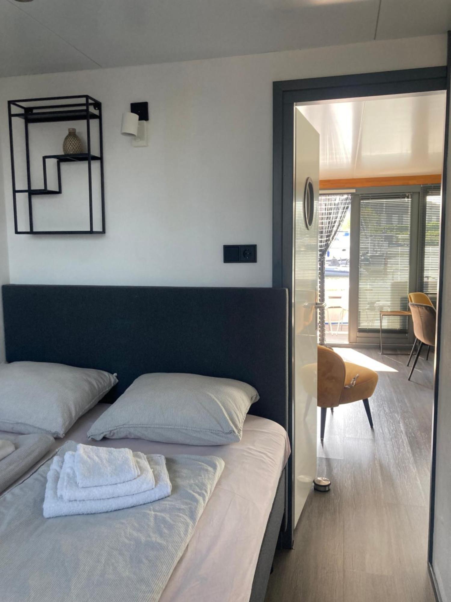 莫尼肯达姆 Houseboat De Amstel酒店 外观 照片